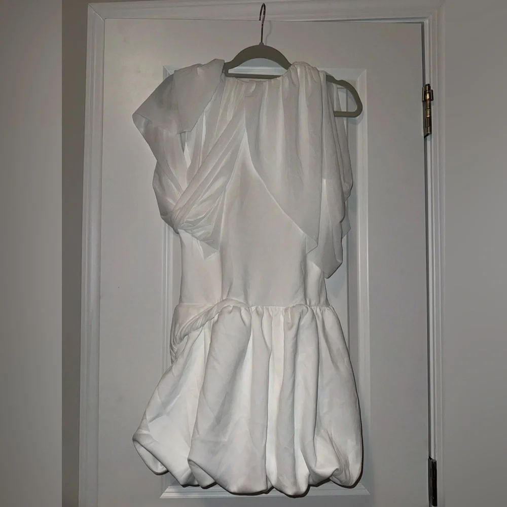 ASOS DESIGN drape shoulder mini dress with puff skirt - Picture 4 of 5
